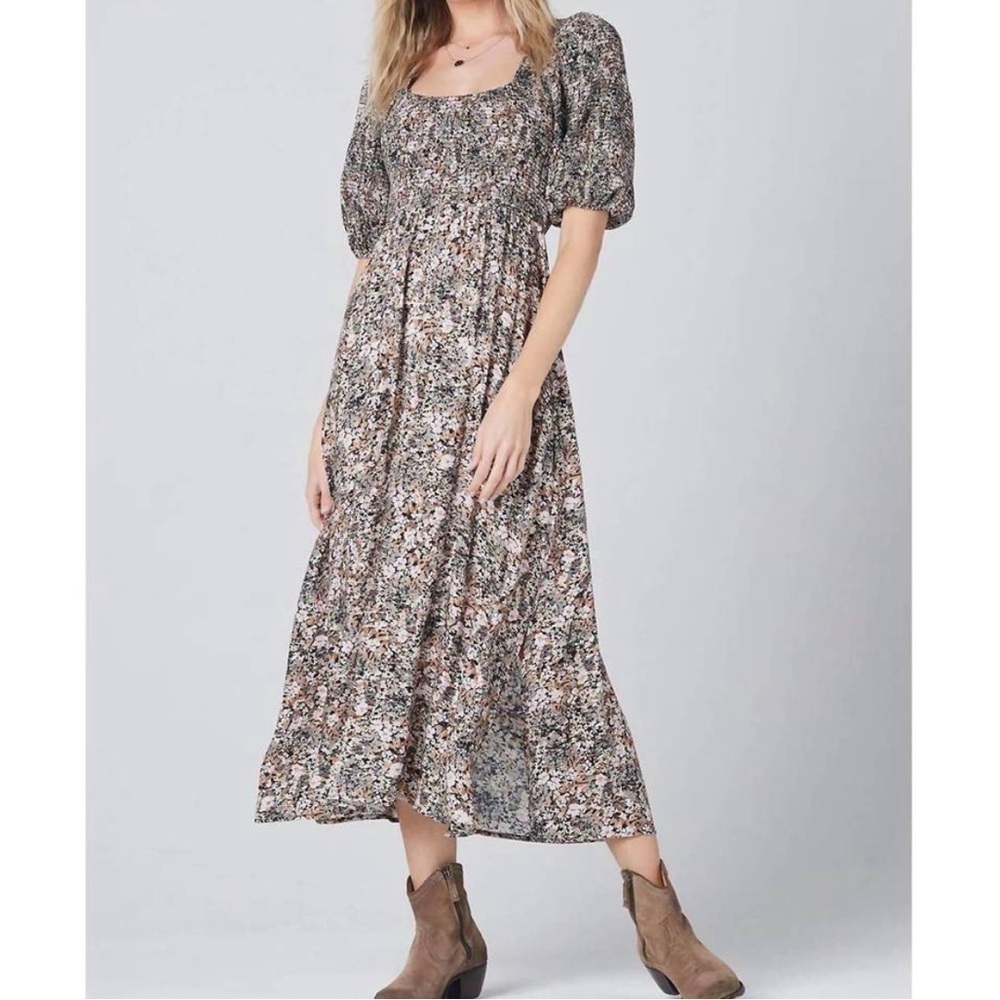Saltwater LUXE Jana Short Puff Sleeve Smocked Floral Midi/Maxi Dress Size XS